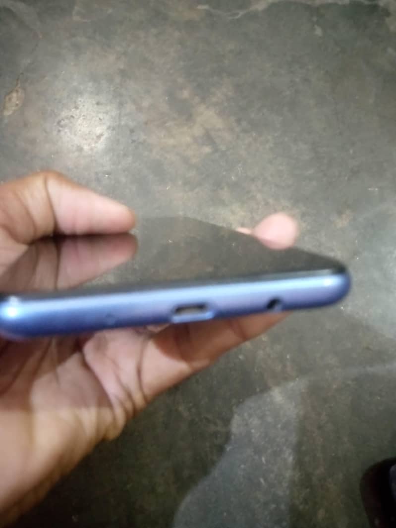 Tecno Pova 6
