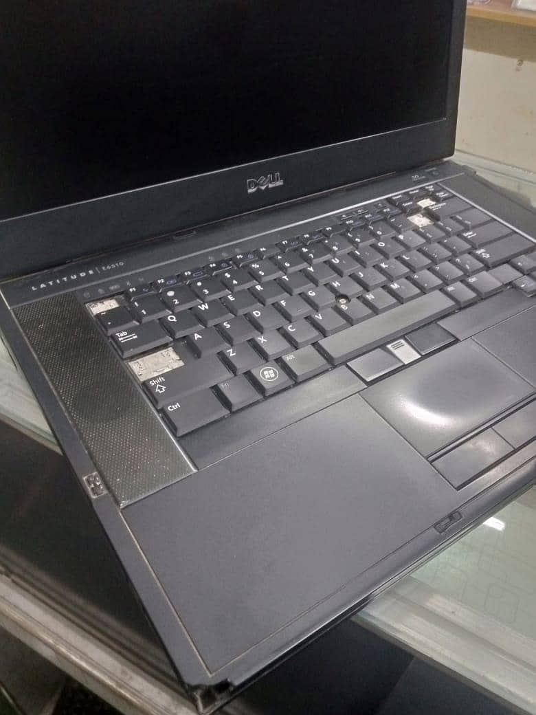 DELL CLASS LAPTOP 1
