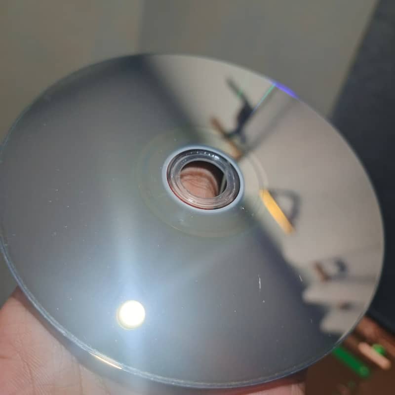 Red Dead Redemption 2 PS4 Disc - Mint Condition 4