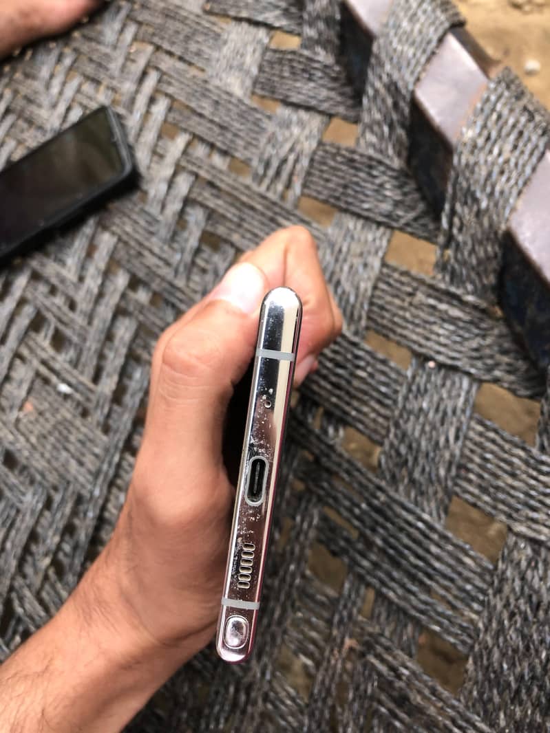 Samsung Mobile Note 10 Plus 3