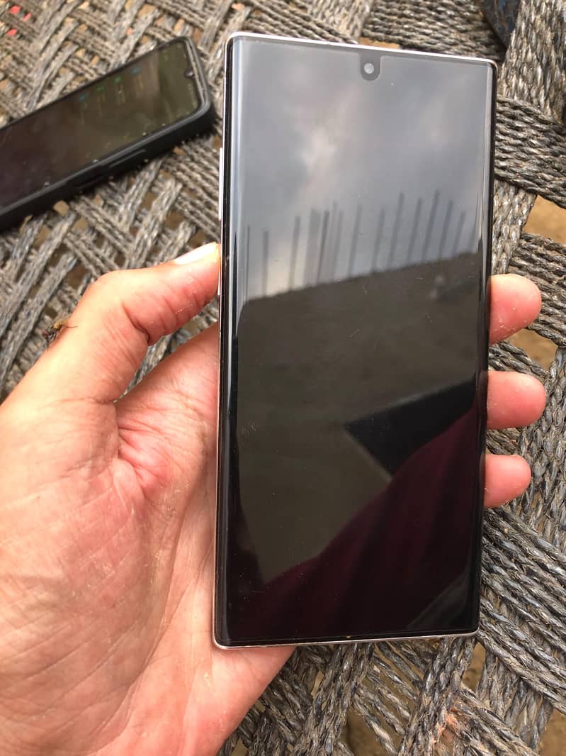 Samsung Mobile Note 10 Plus 6