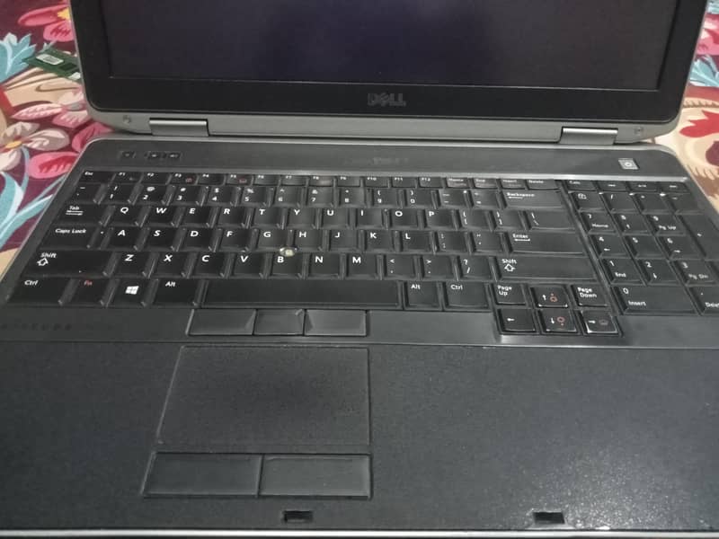 Dell 6530 2