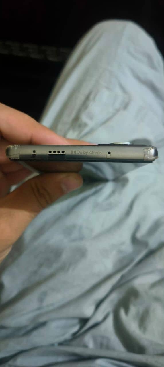 Tecno Camon 40 pro 5