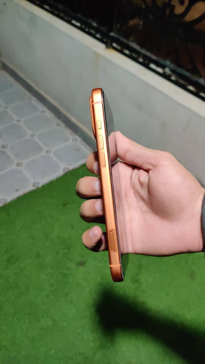 Apple iPhone 17 Pro Max 2