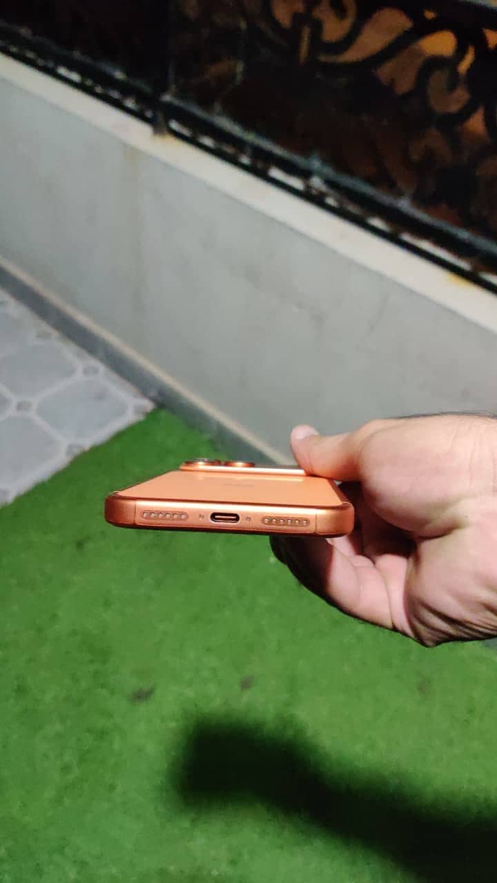 Apple iPhone 17 Pro Max 3