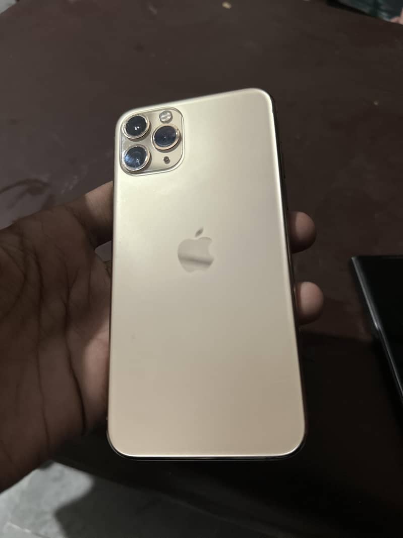 Apple iPhone 11 Pro 1