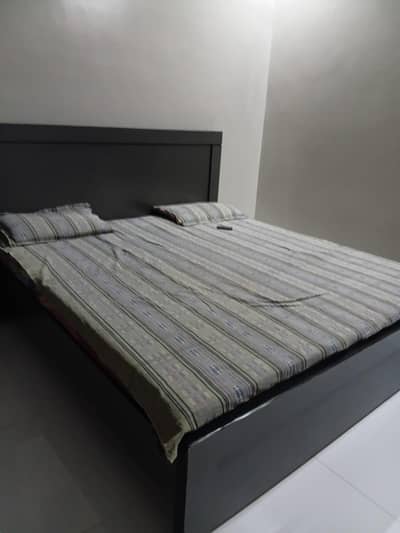 bed along dressing table and moltyfoam