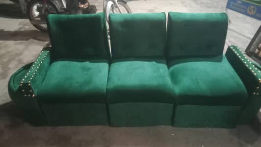 3 seat sofa with sides