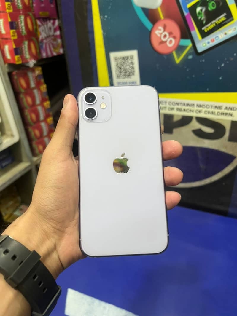 Apple iPhone 11 7