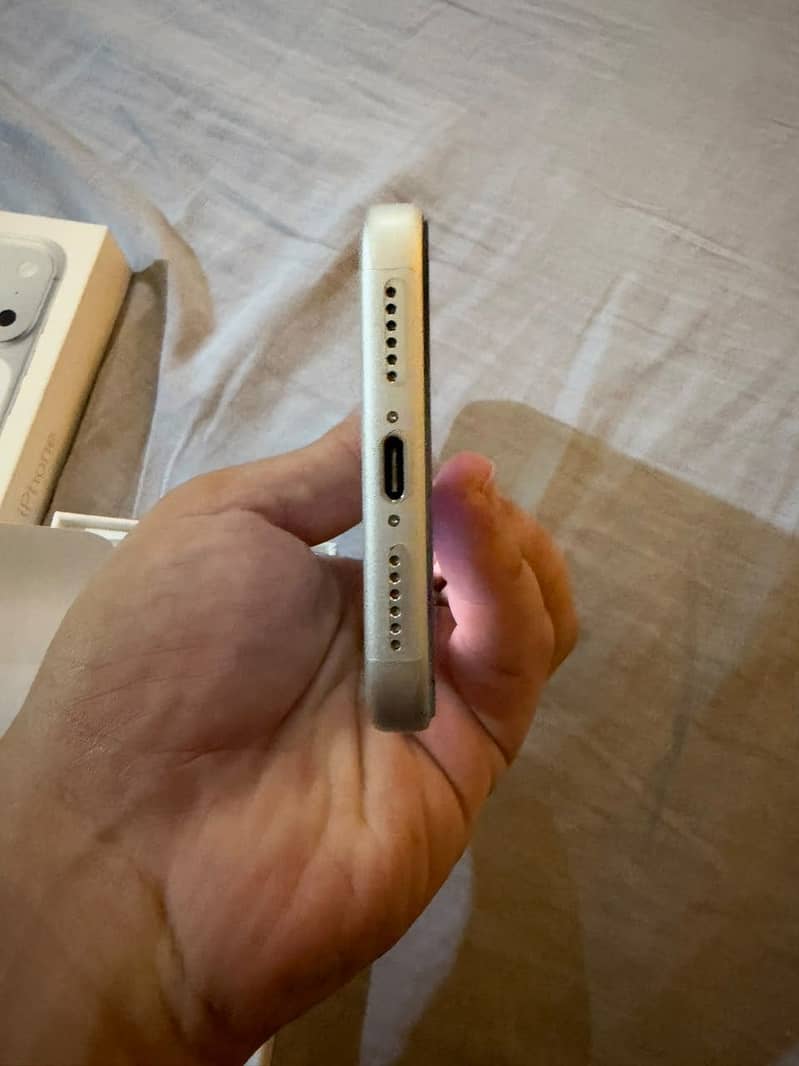 Apple iPhone 17 Pro Max 6