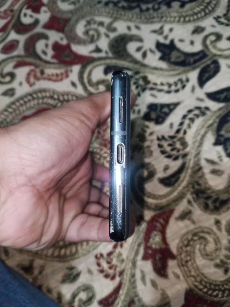 Google Pixel 7 Pro 9