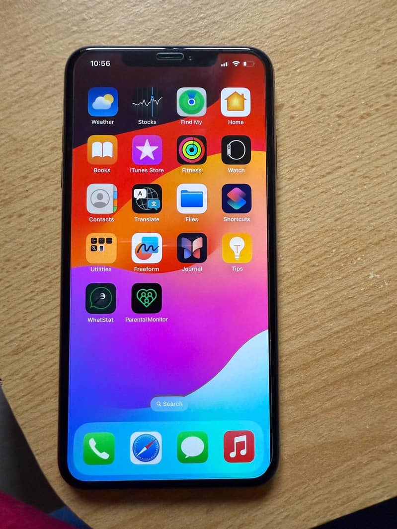 Apple iPhone XS Max 0