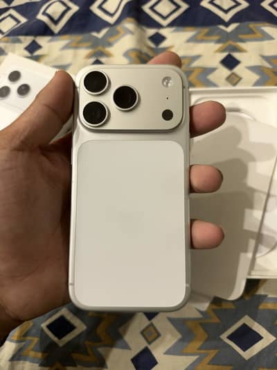 Apple iPhone 17 Pro