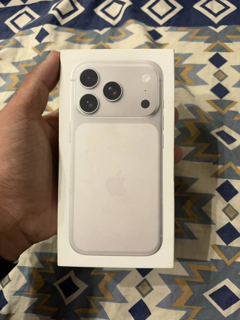 Apple iPhone 17 Pro 2