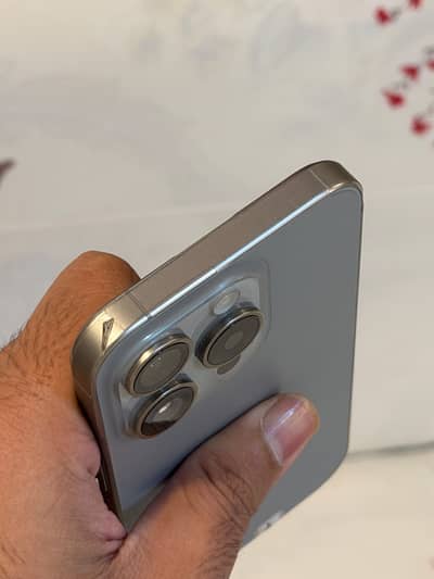 Apple iPhone 15 Pro