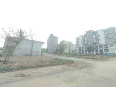 Commercial corner Plot For Sale in Jinah garden Islamabad
