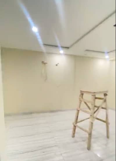 5 Marla Commercial Room Available For Rent In Park View City Lahore