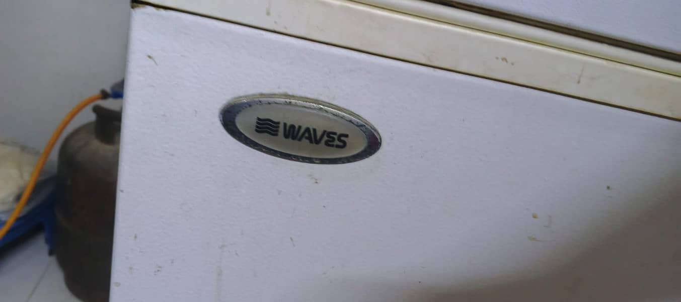 Waves Deep freezer 4