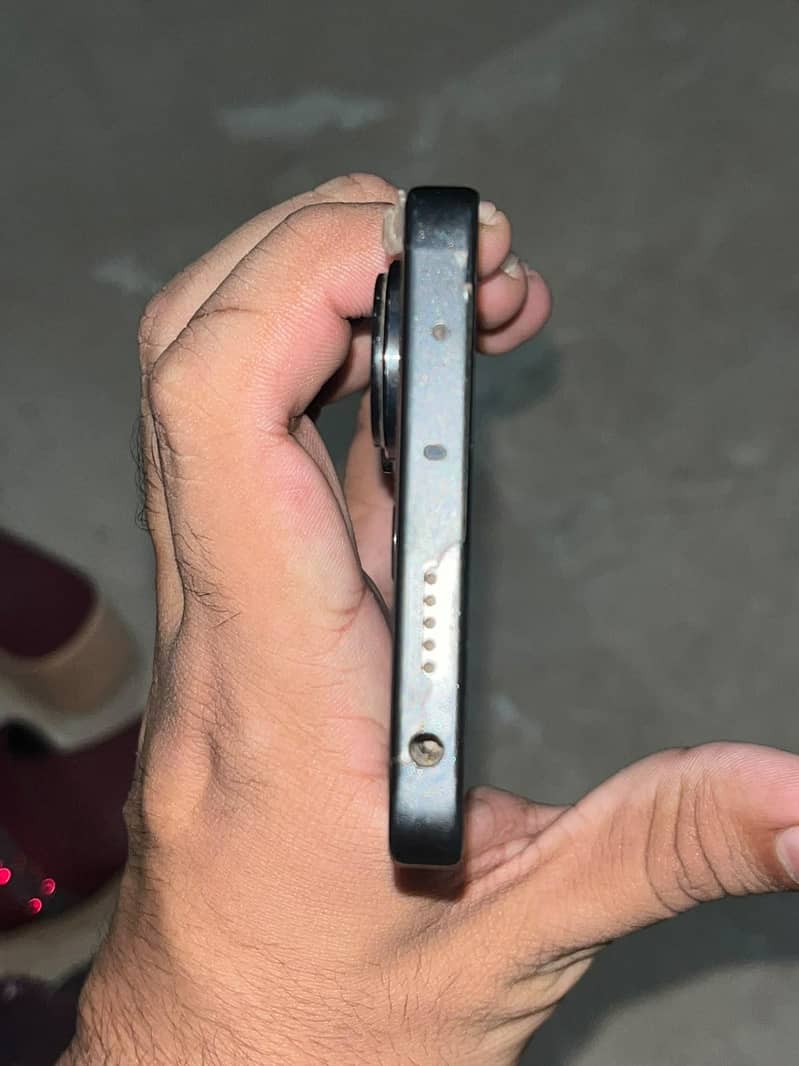 Xiaomi Redmi Note 13 Pro 4