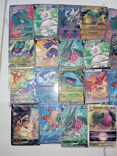 Pokémon Special V, VMAX & Holographic Cards Bundle