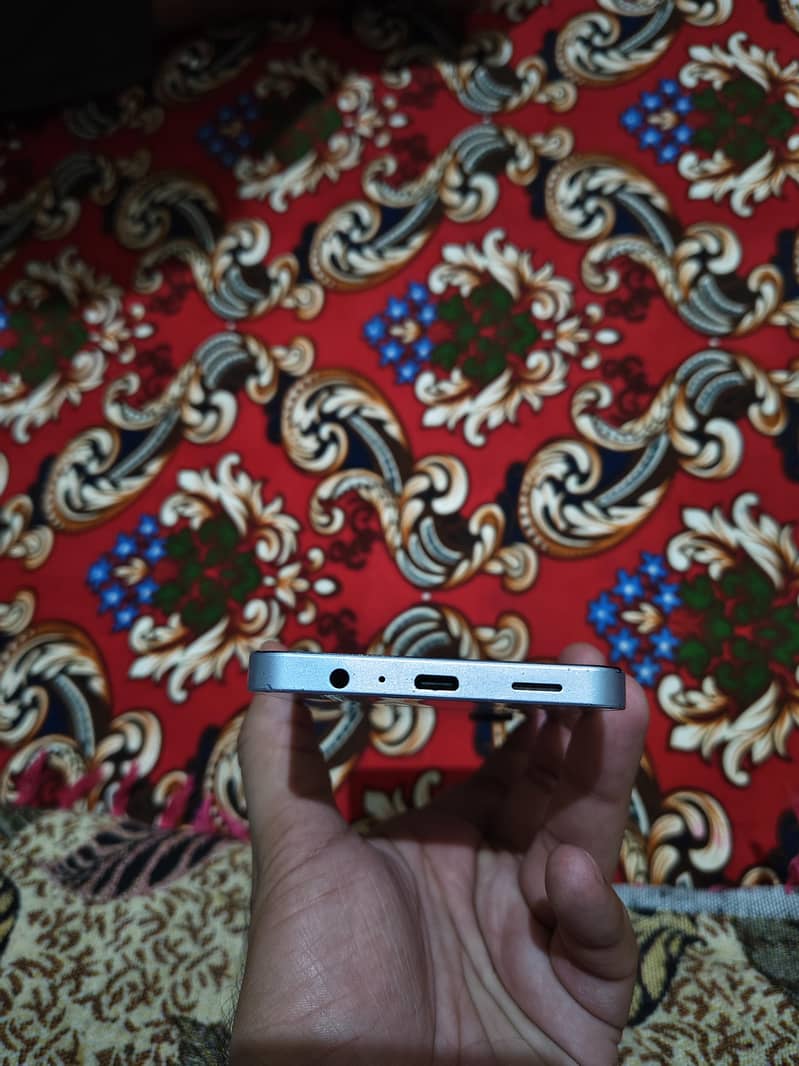 Samsung Mobile A06 4