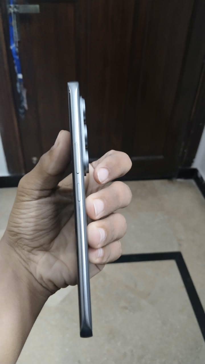 Tecno camon 50 pro 5
