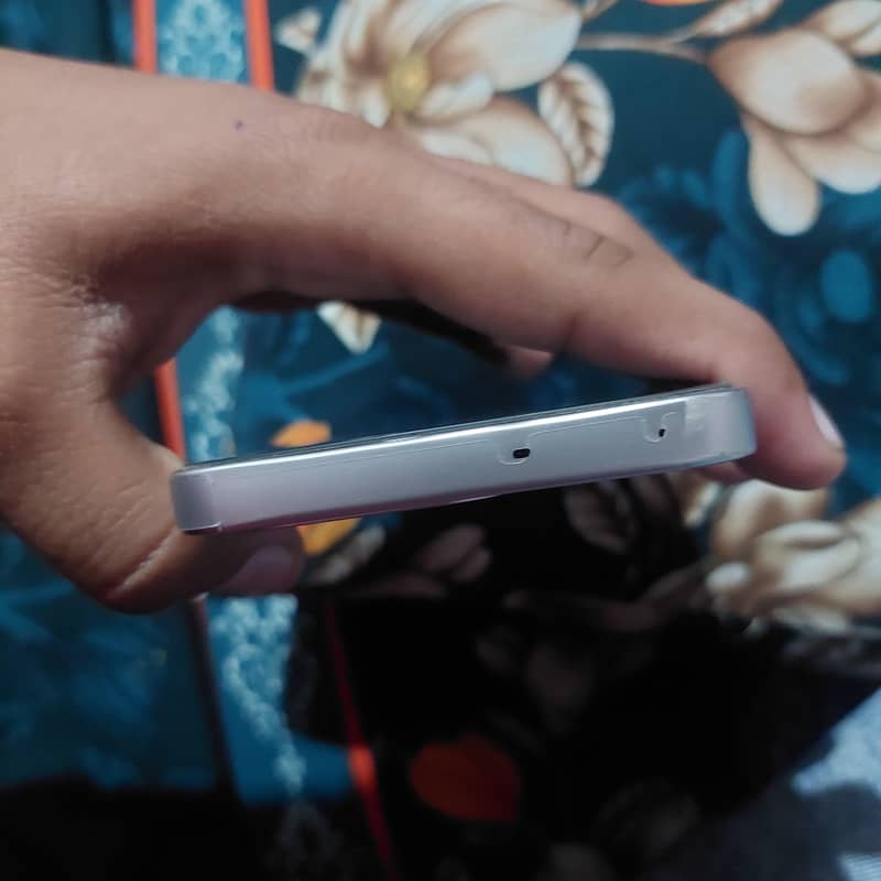 OPPO A6s pro 4