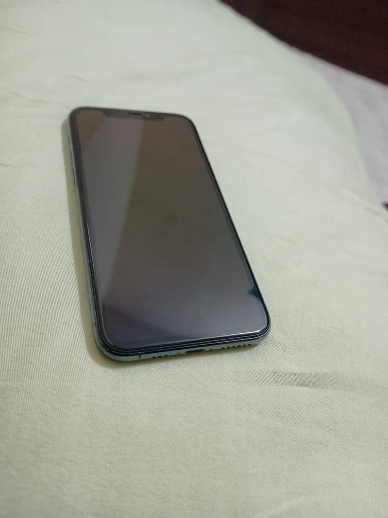 Apple iPhone 11 Pro 1