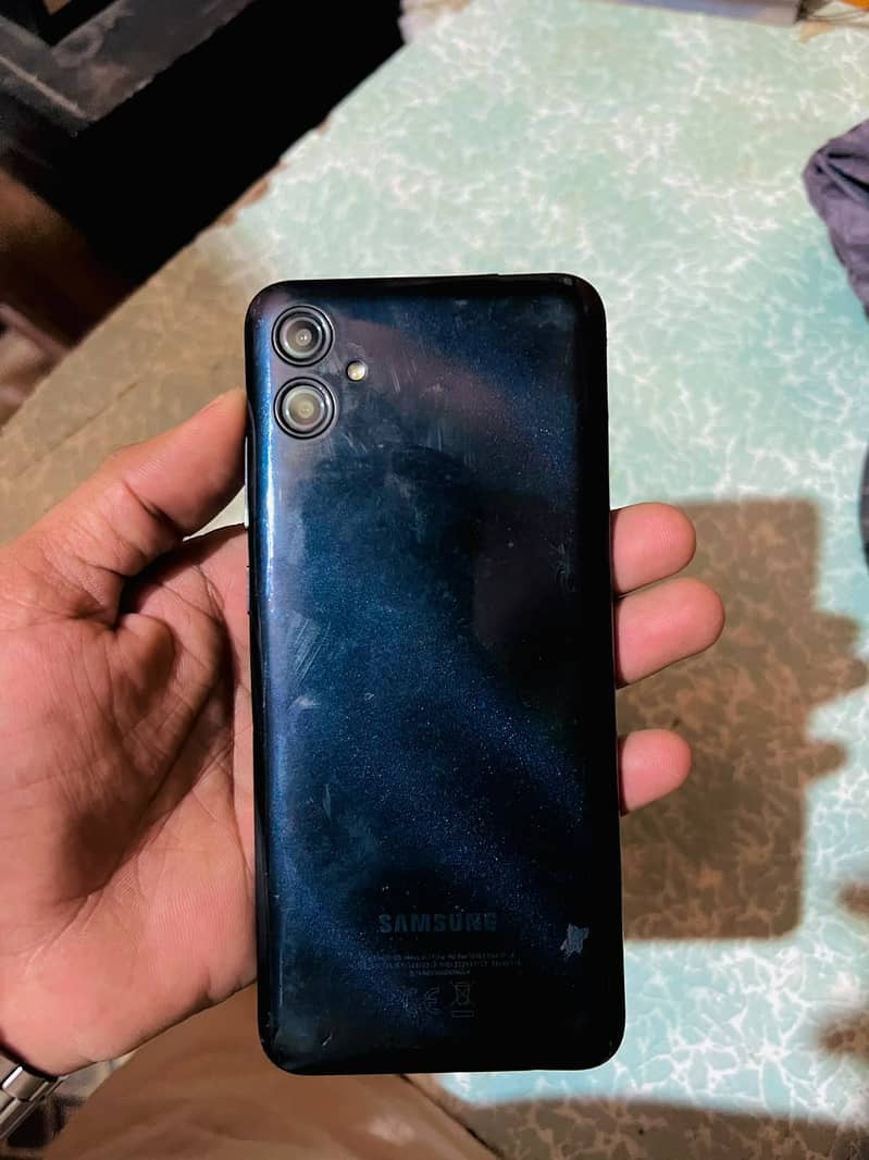 Samsung A04 0