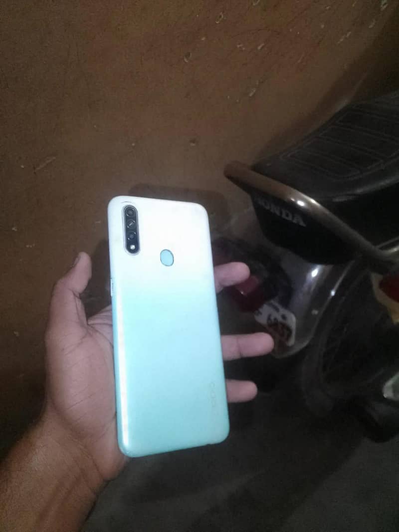 OPPO A31 5