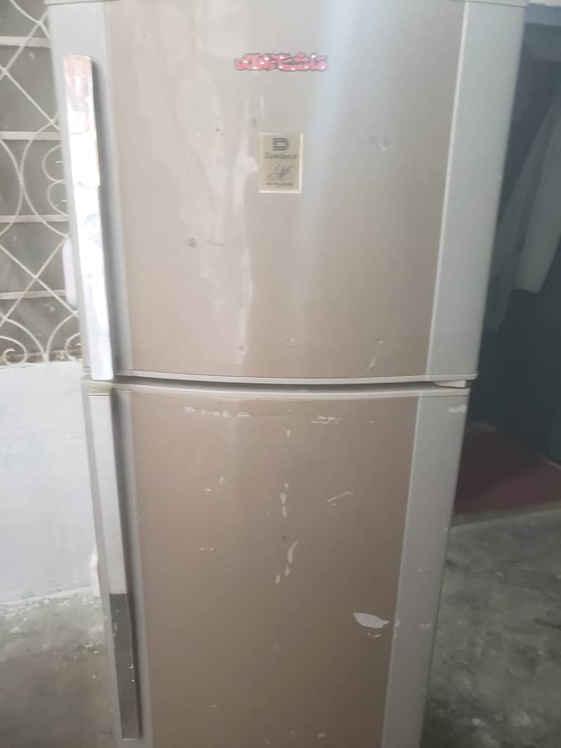 Dawlance frige 1