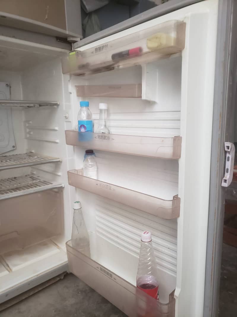 Dawlance frige 2