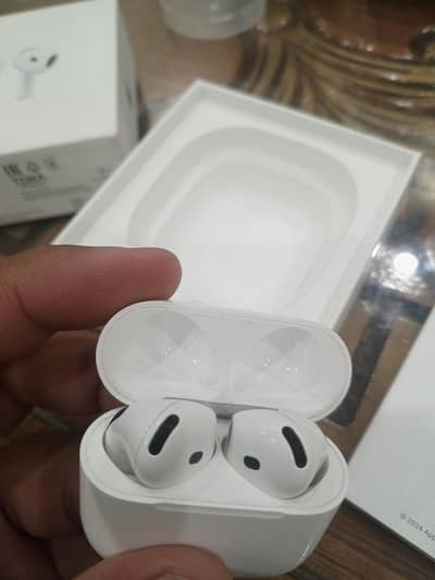 apple airpods 4