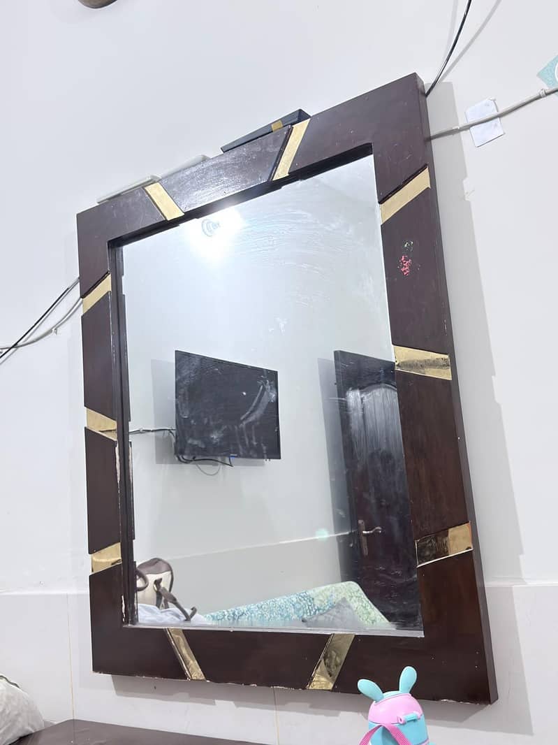 Dressing Mirror Set and Bedside tables 0
