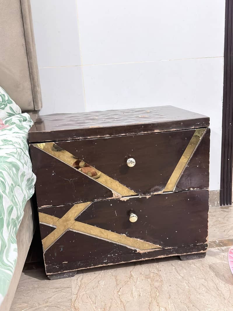 Dressing Mirror Set and Bedside tables 2