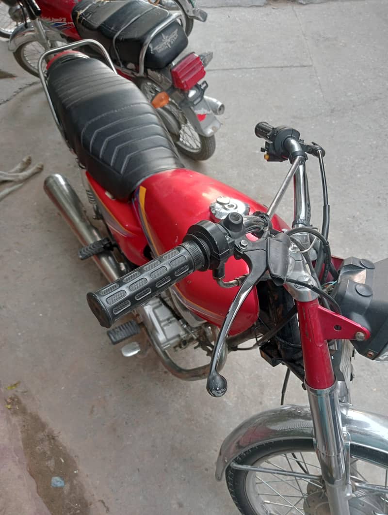 CG 125 1