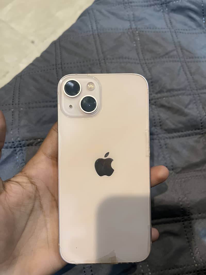 Apple iPhone 13 0