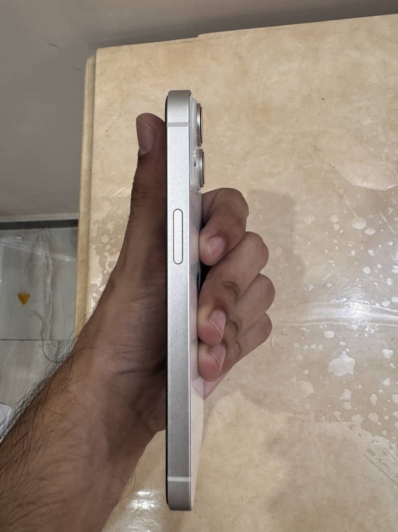 Apple iPhone 14 1
