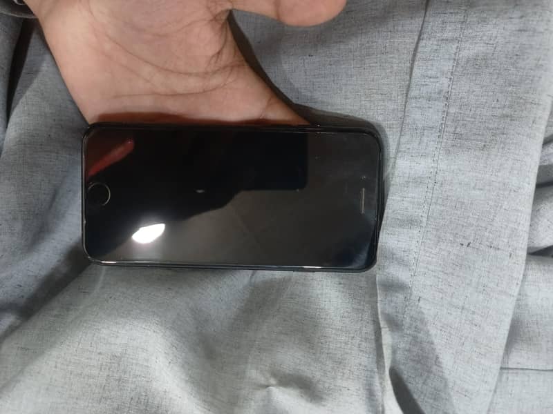 Apple iPhone SE 2