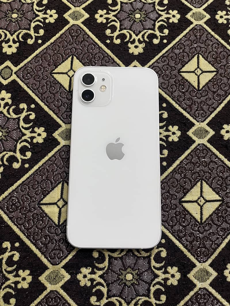 Apple iPhone 12 0