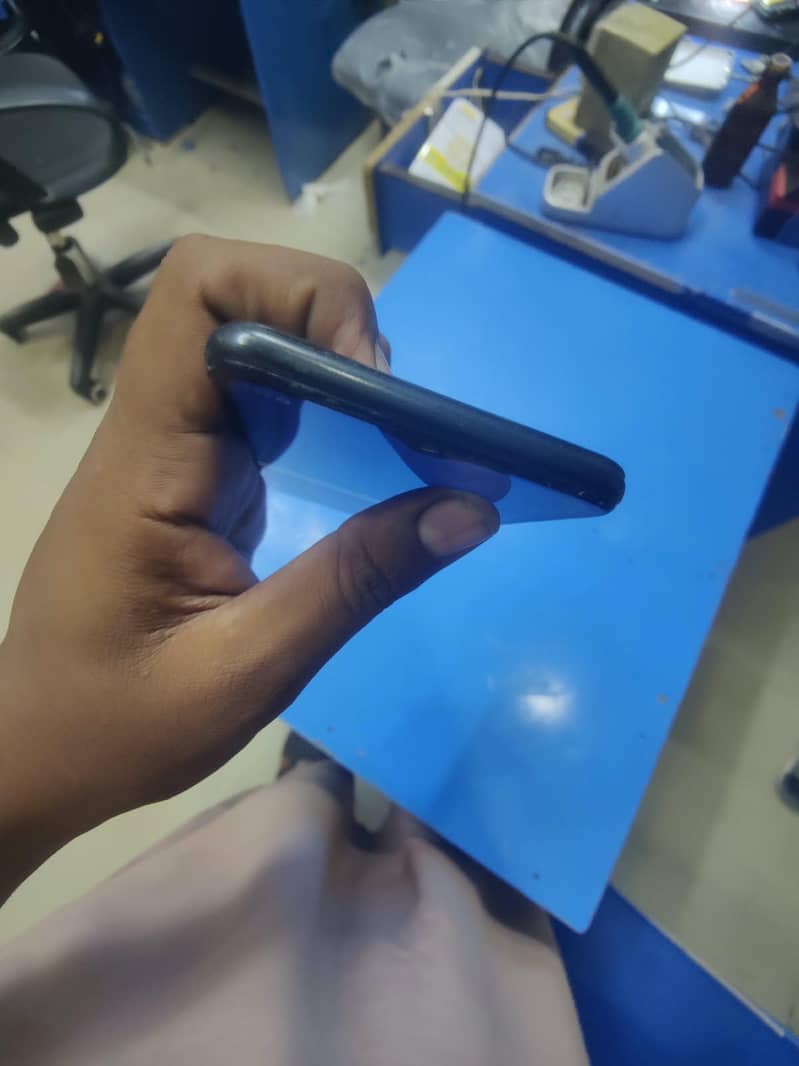 OPPO A5s 4