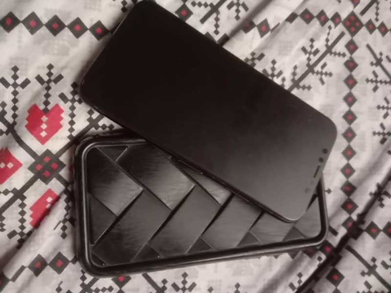 Apple iPhone X 4