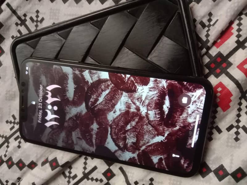 Apple iPhone X 6