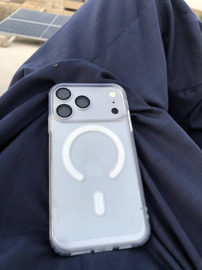 Apple iPhone XR 0