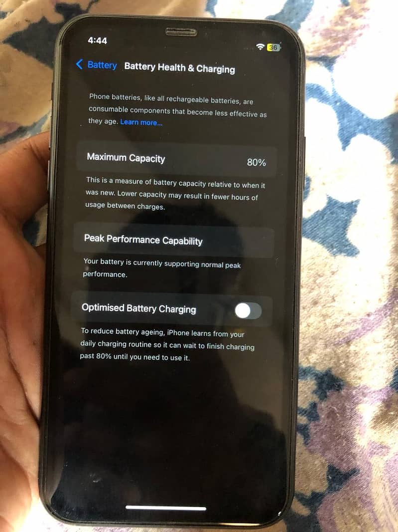 Apple iPhone XR 1