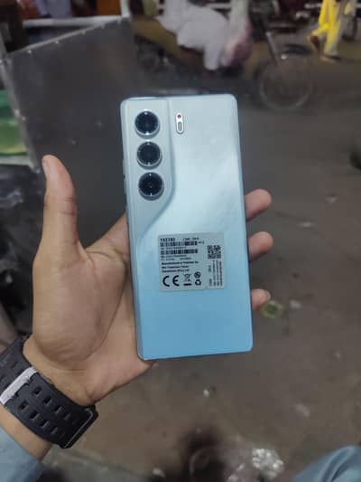 Tecno CAMON 40 Pro