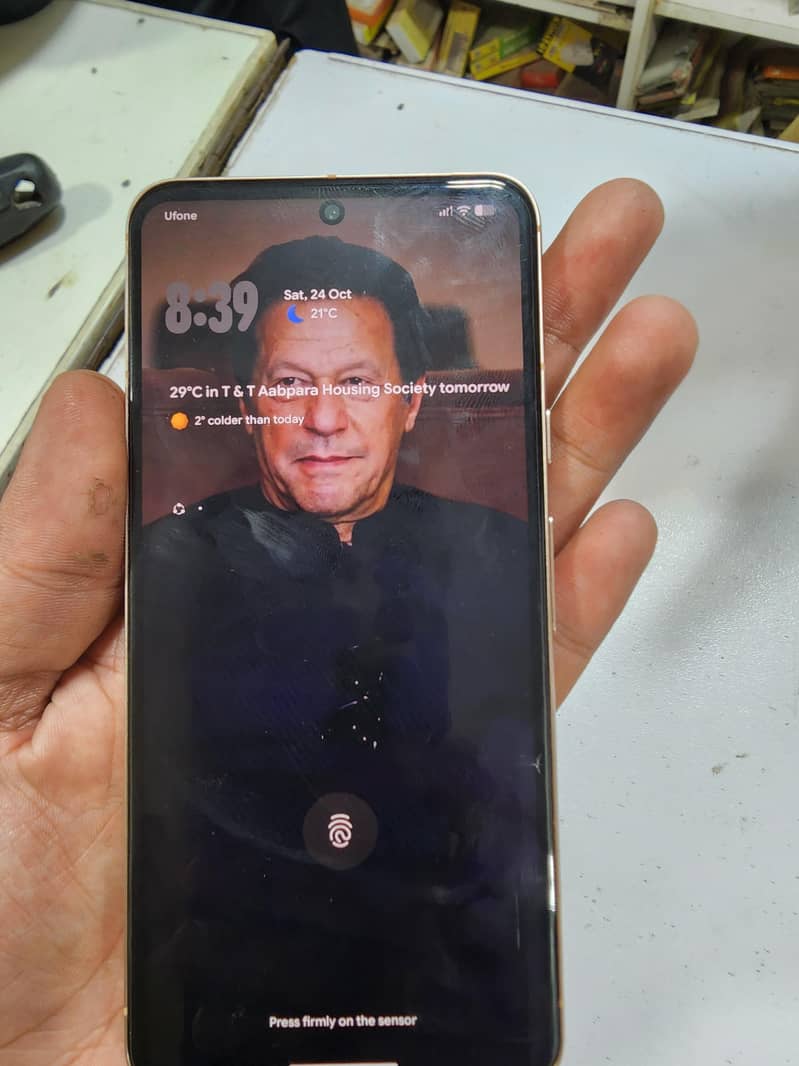 Google Pixel 8 0