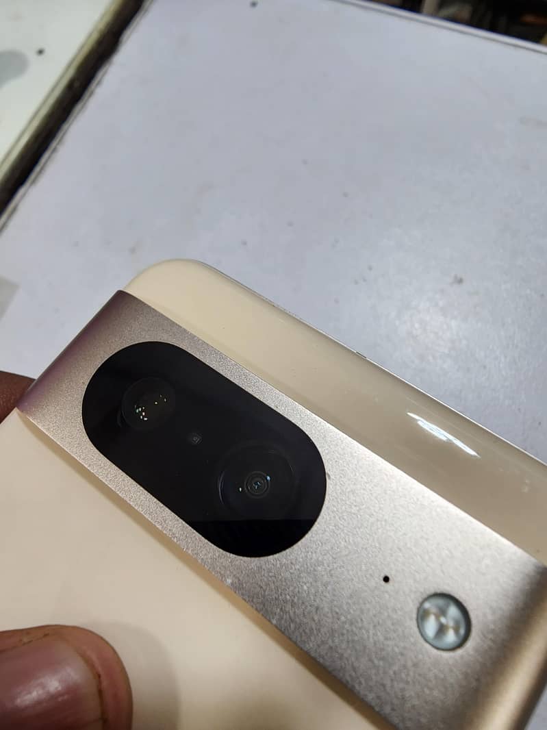 Google Pixel 8 1