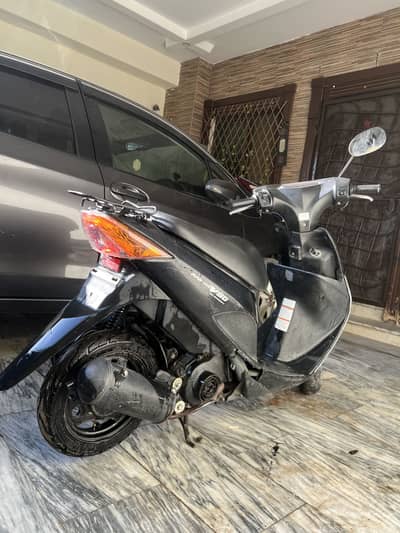 Suzuki 49cc scooty petrol