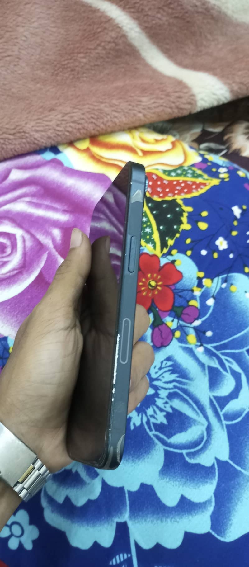 Apple iPhone 13 2
